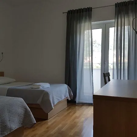 Guest house Sobe